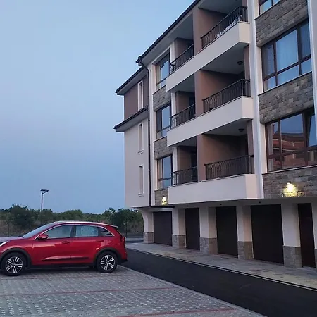 Sea Breeze Apartment