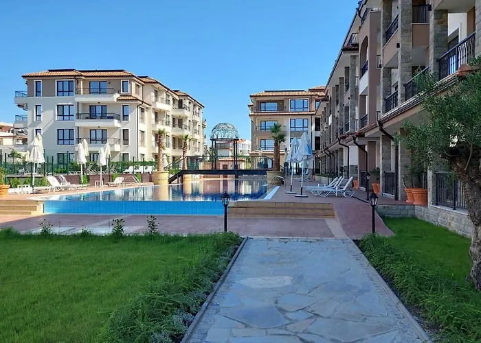 Sea Breeze Апартамент *