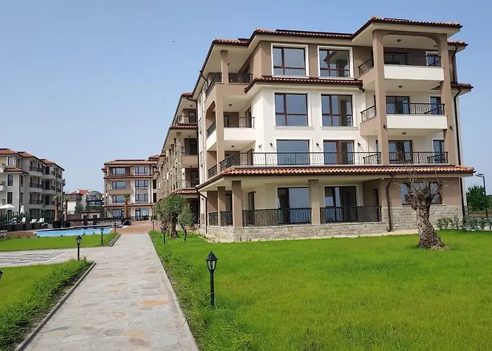 Апартамент Sea Breeze *