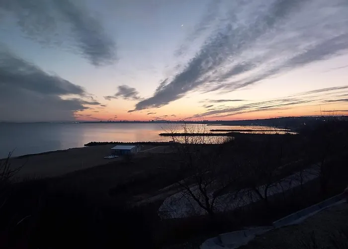 Апартамент Sea Breeze