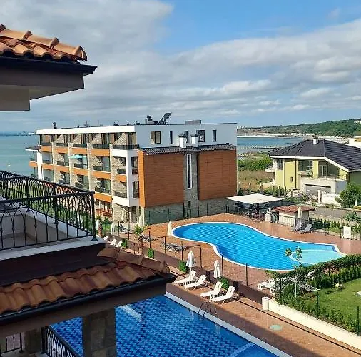 Sea Breeze Бургас